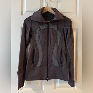 Lululemon Stride Womens Gray two tone Jacket Athletic Running size 4